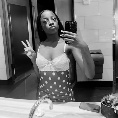 somerichgirl6's profile picture