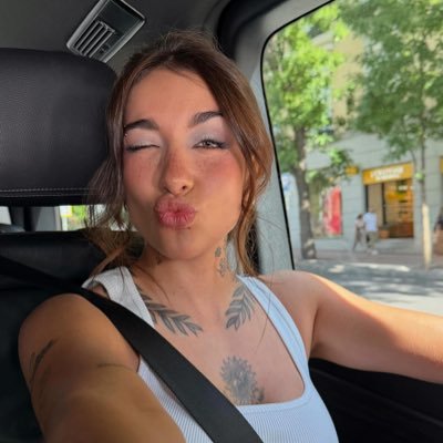 𝓐𝓫𝓻𝓲𝓵's profile picture