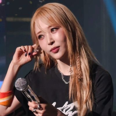 보라별돌🏳️🌈🏳️⚧️'s profile picture