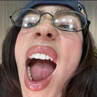 𝗠𝗢𝗠𝗠𝗬 𝗘𝗜𝗟𝗜𝗦𝗛 👀's profile picture