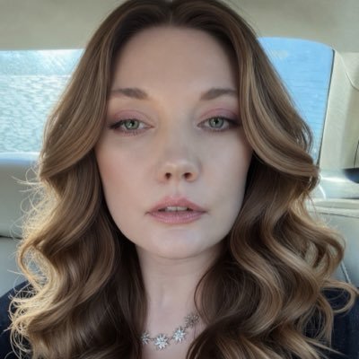 CcarriestarsS's profile picture