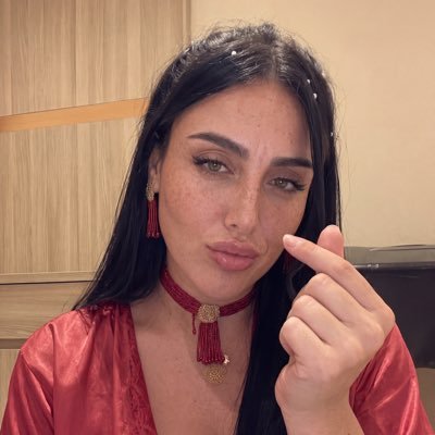 SarahAlbarchax's profile picture