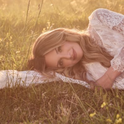 Carly Pearce's profile picture