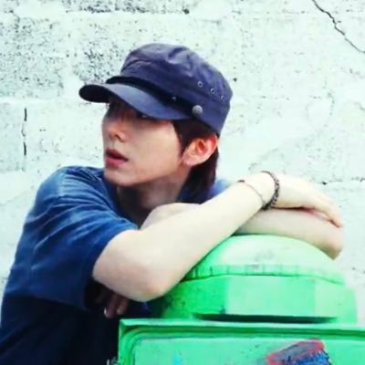 ⋅ an anna ⋅ 🩵BORDERLINE🩵's profile picture