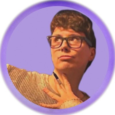j ✮'s profile picture