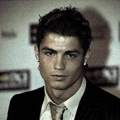 royLevrai's profile picture
