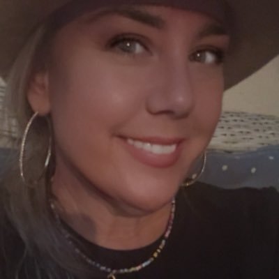 Amiejokes2much❤️🤍💙's profile picture