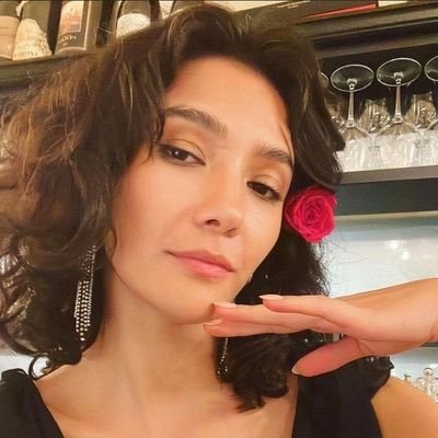 NesliBIGG's profile picture