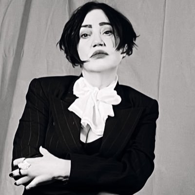 nazan_oncel's profile picture