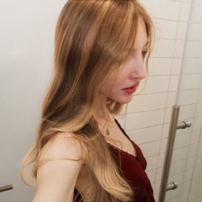 Hollymore10703's profile picture