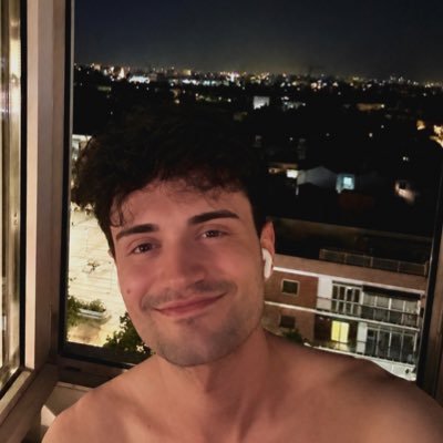 JonSobrat's profile picture