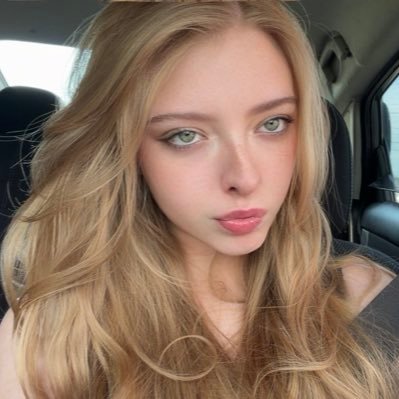 ⋆⁺₊⋆ Vampy ⋆⁺₊⋆'s profile picture