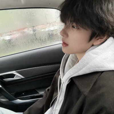 marojuvenkates9's profile picture