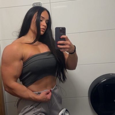 MelindaLinderk3's profile picture