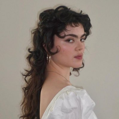 t 🏹's profile picture