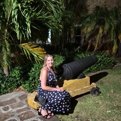 Kate 𓆉's profile picture