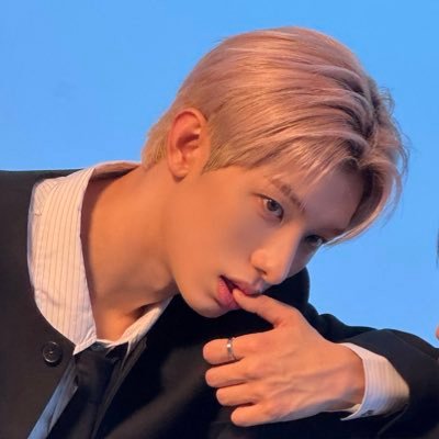 bambi 𐂂's profile picture