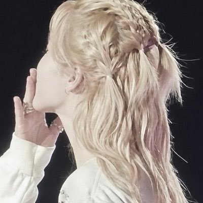 ❦'s profile picture