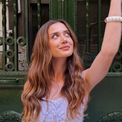 unaparolainmeno's profile picture