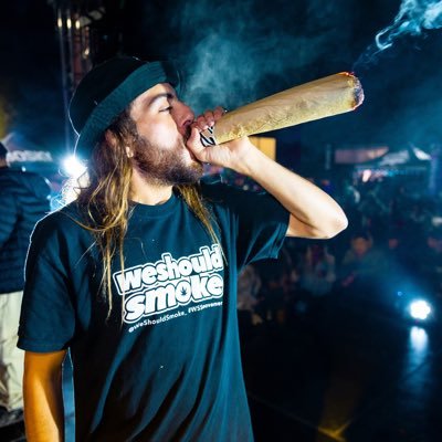 WeShouldSmoke's profile picture