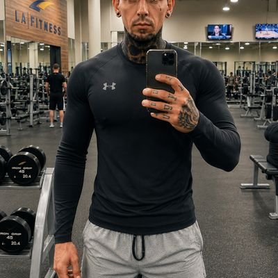 JohnMiamiwhore's profile picture