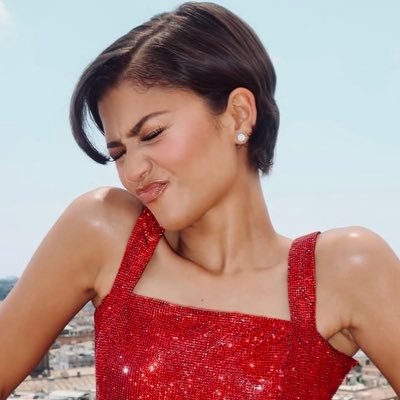 celi ✮⋆˙'s profile picture