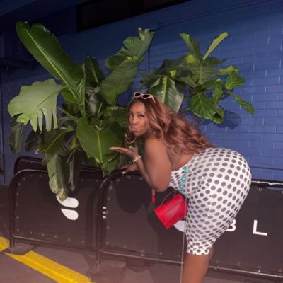Ex Manic Pixie Dream Girl 🧚🏾's profile picture