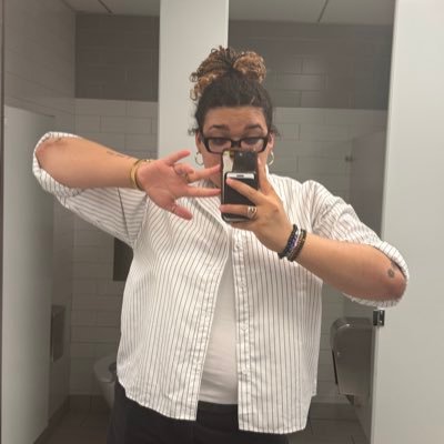 iloveyarozanov's profile picture