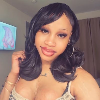maskedupdoll's profile picture