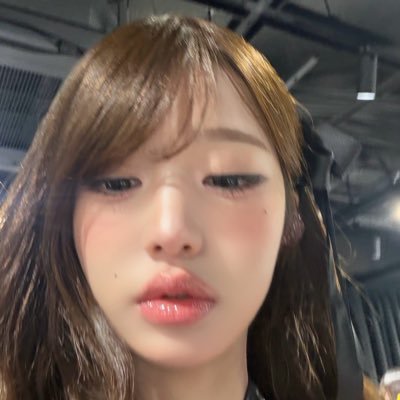 no context wonyoung's profile picture