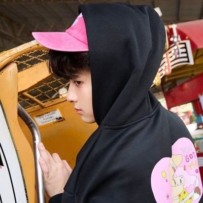 STARKHA0's profile picture