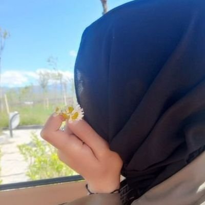 Güz's profile picture