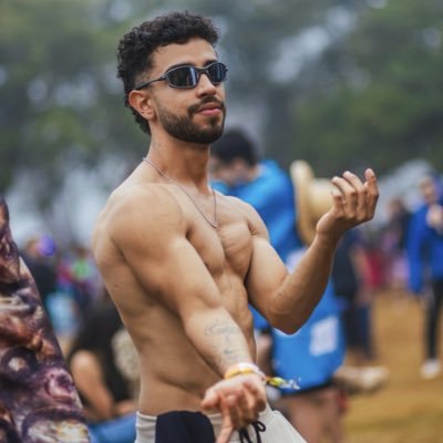 c∀rlos | 𝙈∀𝙔𝙃𝙀𝙈's profile picture