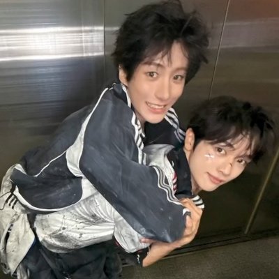 베이's profile picture