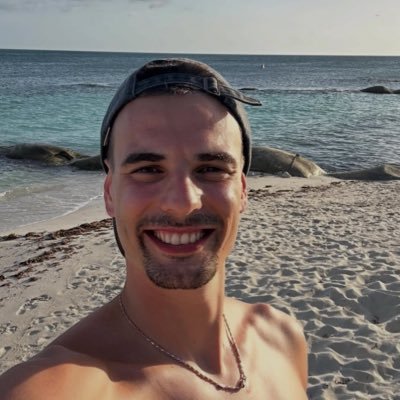 débora's profile picture