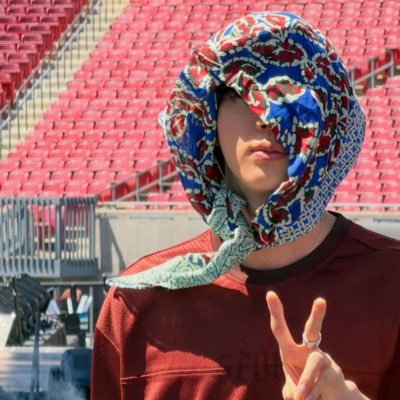 xojinius's profile picture
