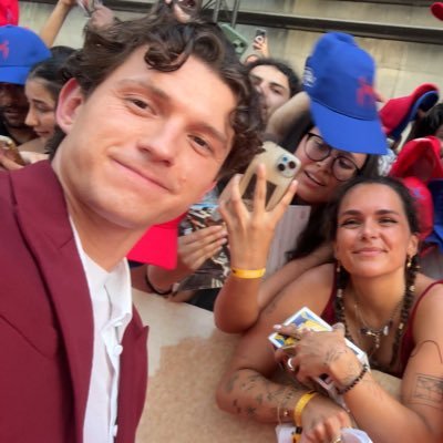 cecília ❯❯❯❯'s profile picture