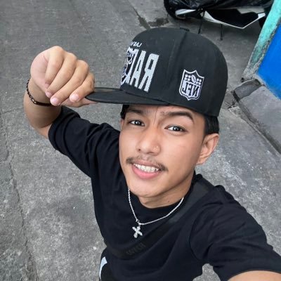 mike 🫣's profile picture