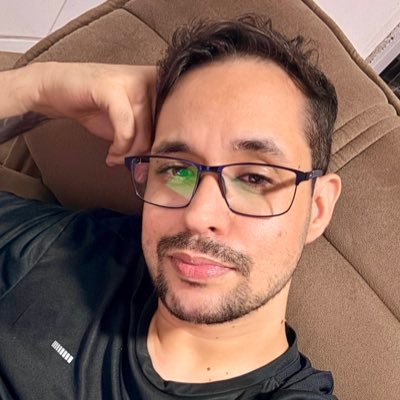 coverlucas's profile picture