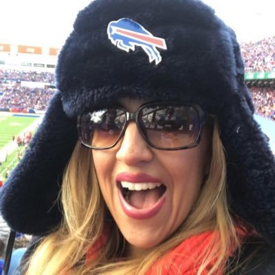 carlifarley's profile picture