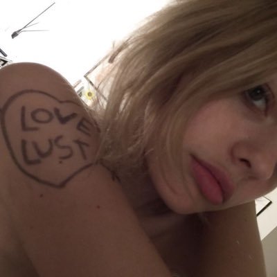 ♡ Honey Butter ♡'s profile picture