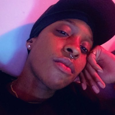 🧍🏾's profile picture