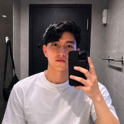 ANAK TAMPAN IBU🦺's profile picture