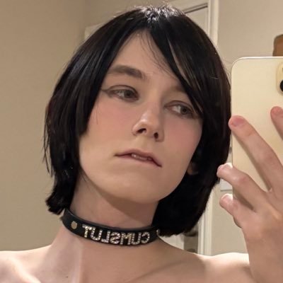 FemboyCBlossom's profile picture