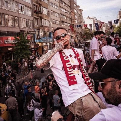 bol pantolon ve 70'lik's profile picture