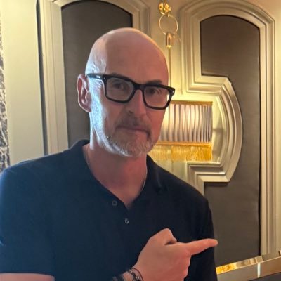 Niall O'Loughlin Artist's profile picture