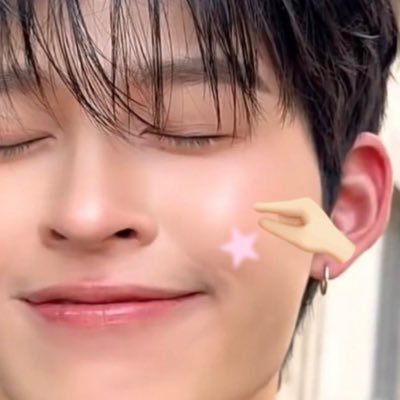 น้ามแข็ง⭐️.ᐟ⊹'s profile picture