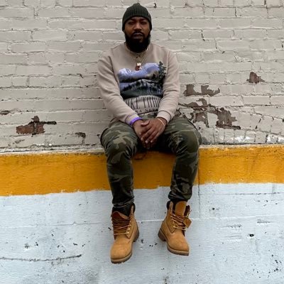 LotsofDinero's profile picture