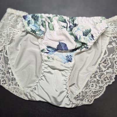 pantiesmania43's profile picture