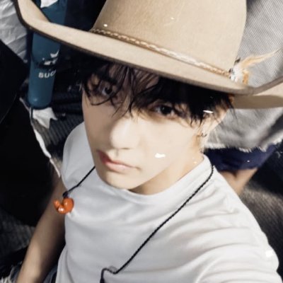 esh⁷'s profile picture